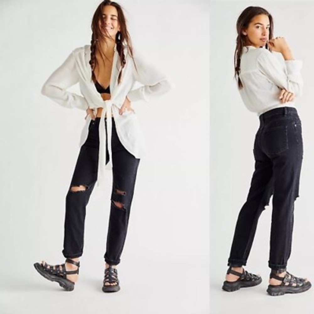 We The Free Free People Distressed boyfriend jeans Black Size 26 Button Fly